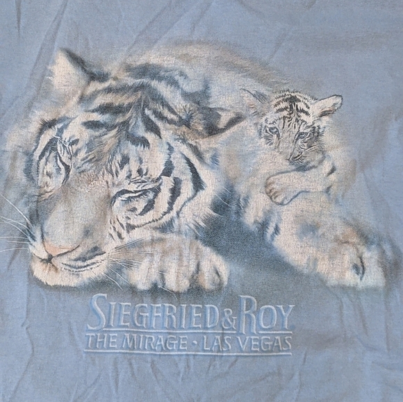 VINTAGE Single Stitch Seigfried & Roy at The Mirage Tiger Shirt X-Large - Picture 4 of 5